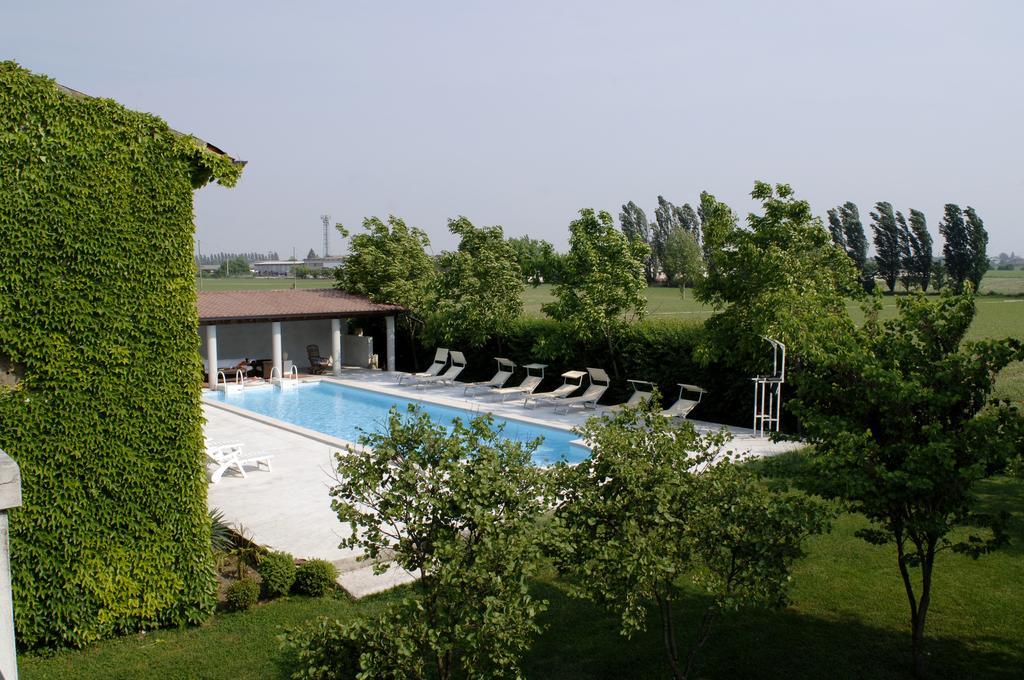Agriturismo Corte Spino Nogarole Rocca Exterior photo